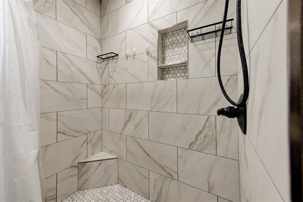 2805 SW 54th Place
