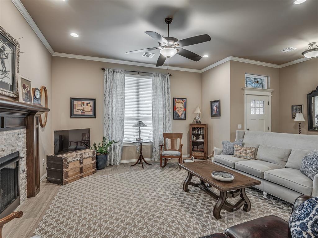 2204 Cale Cove
