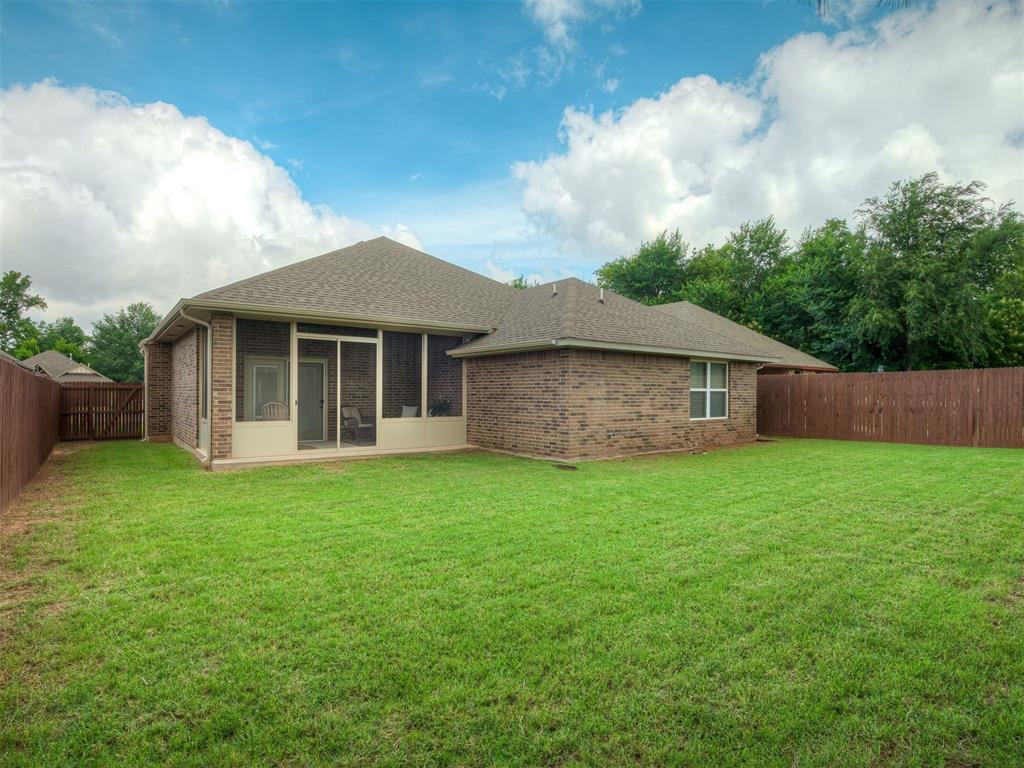 2204 Cale Cove