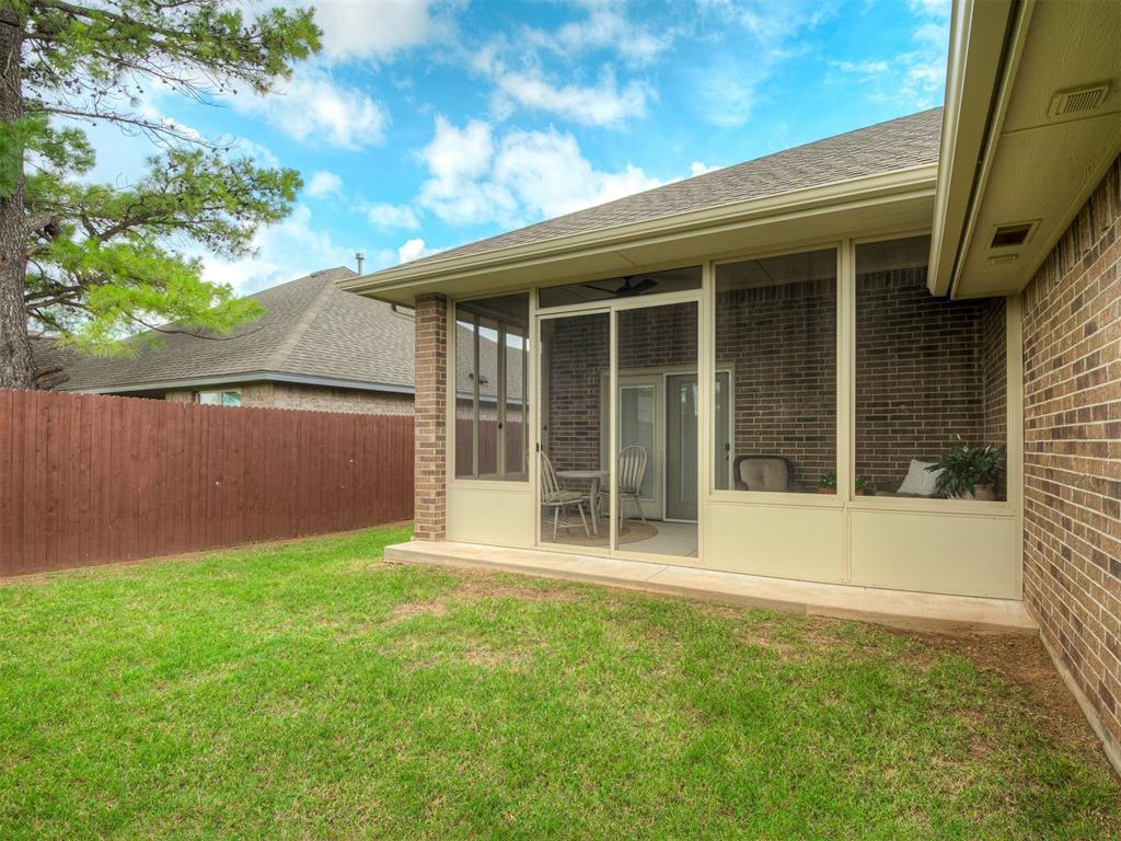 2204 Cale Cove