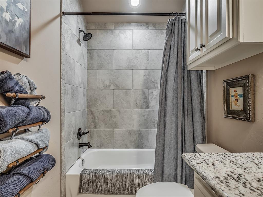 2204 Cale Cove