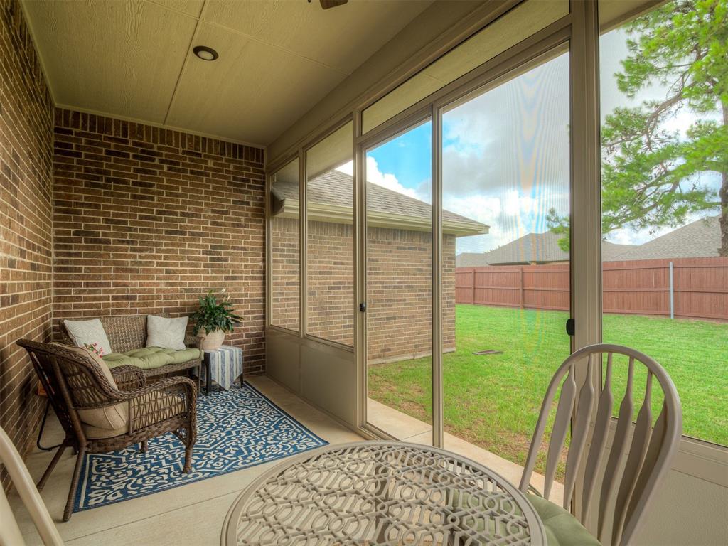 2204 Cale Cove
