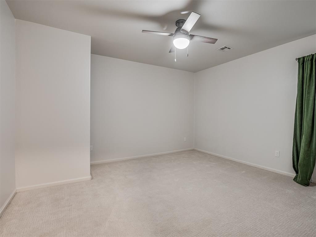 3604 Valley Creek Circle