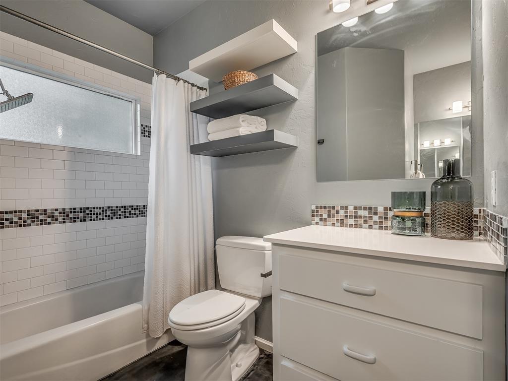 3604 Valley Creek Circle