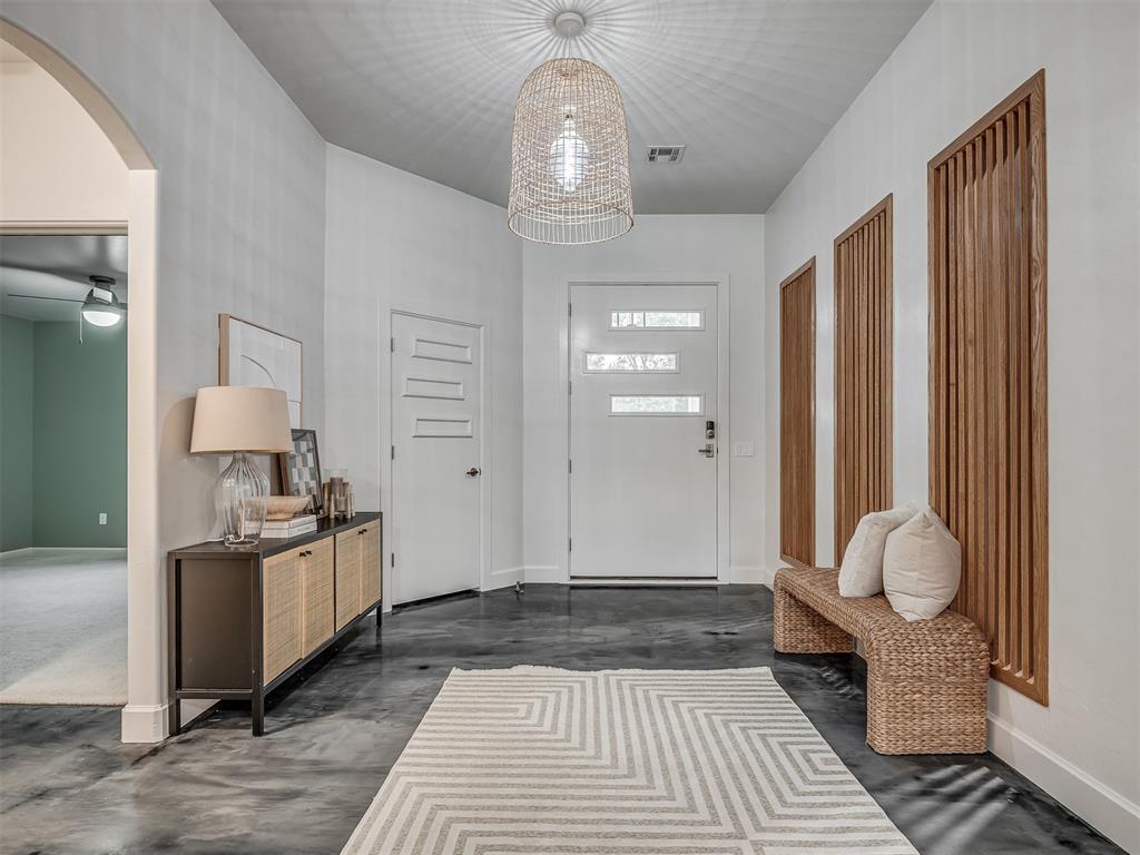 3604 Valley Creek Circle