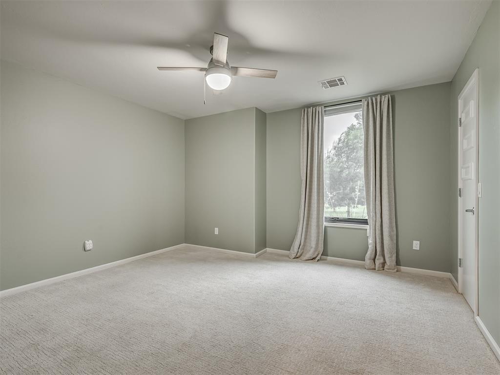 3604 Valley Creek Circle