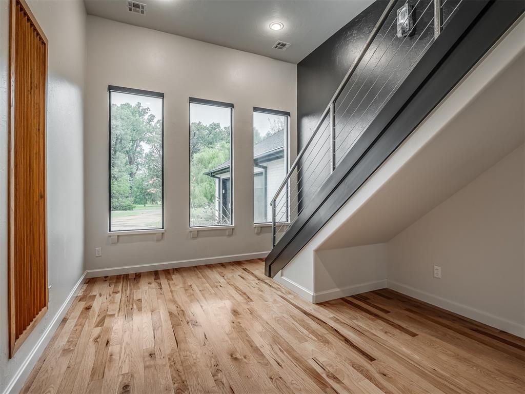 3604 Valley Creek Circle