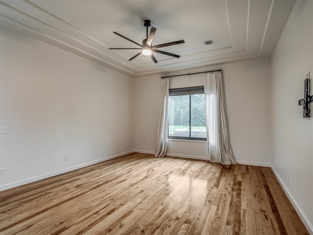 3604 Valley Creek Circle