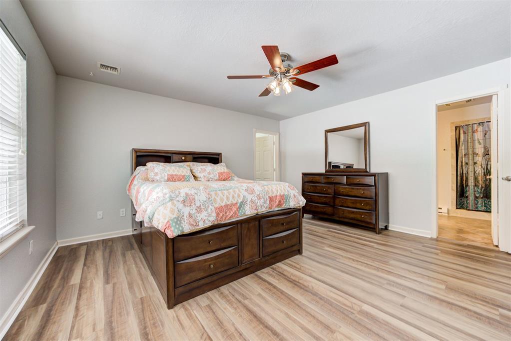 3437 Santa Fe