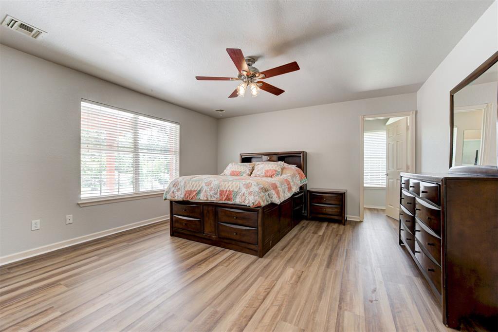 3437 Santa Fe