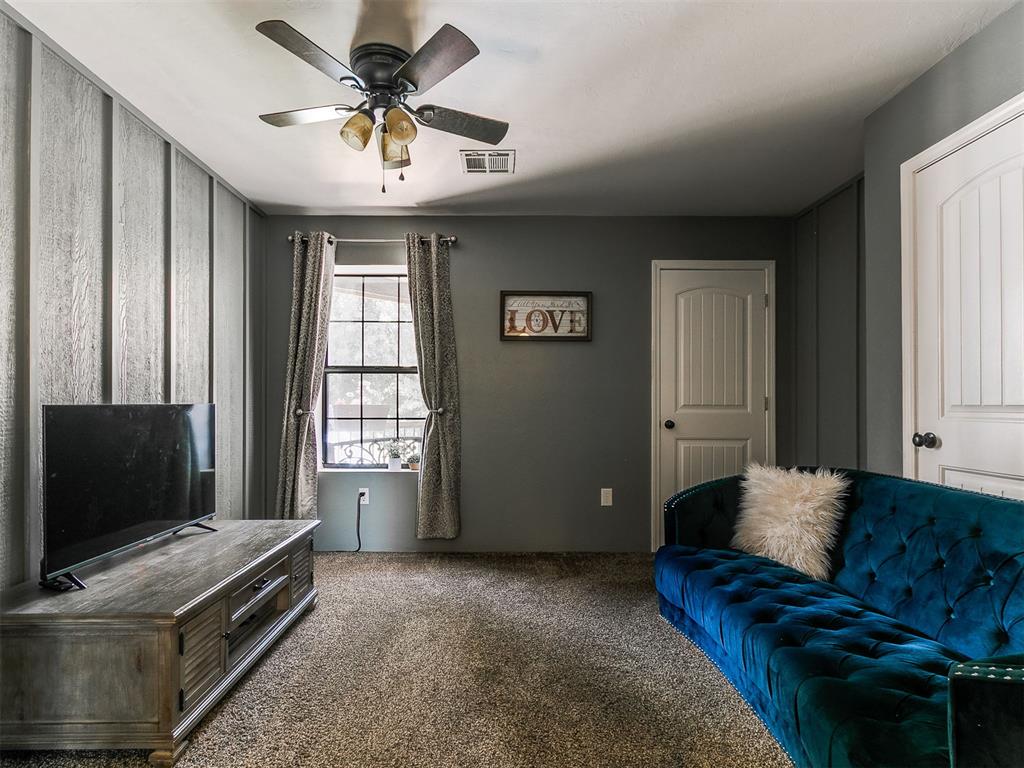 4500 Valley View Lane