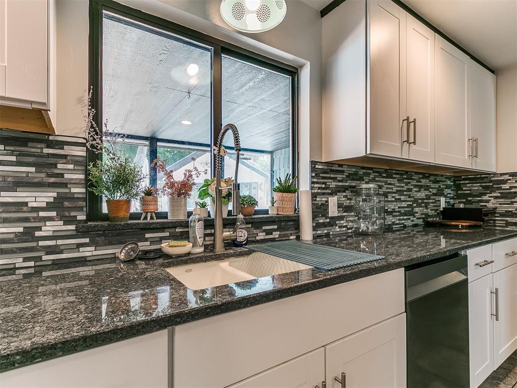 4500 Valley View Lane