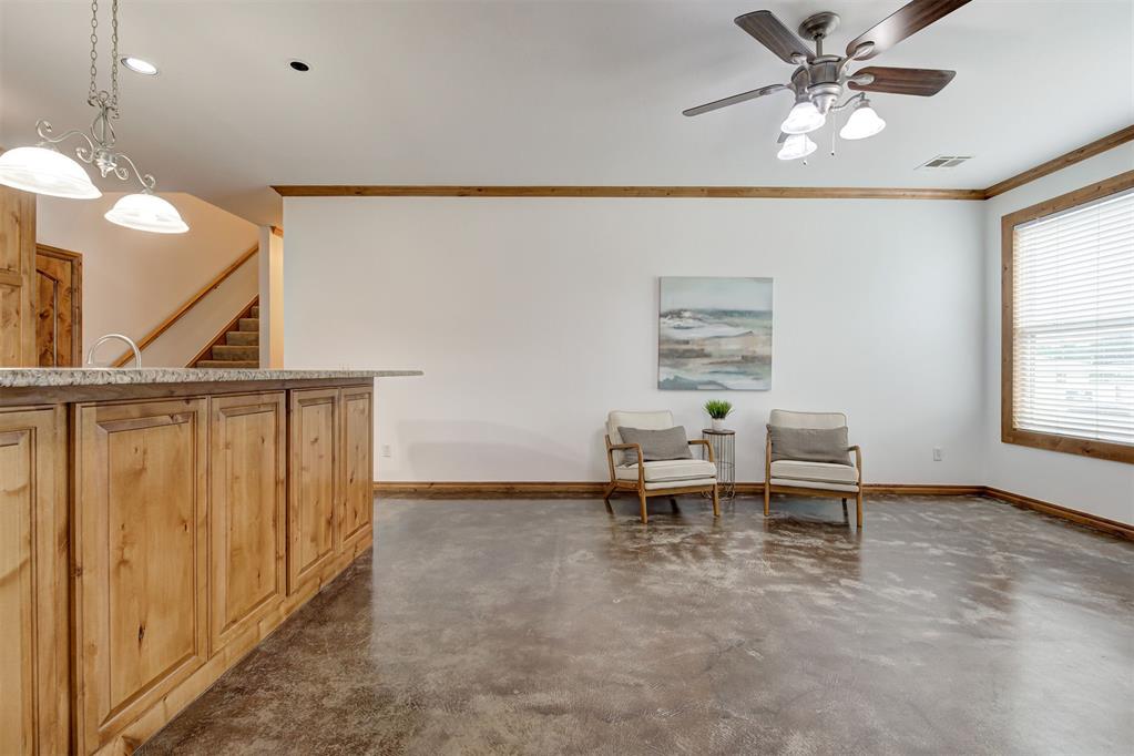 210 N 4th Street