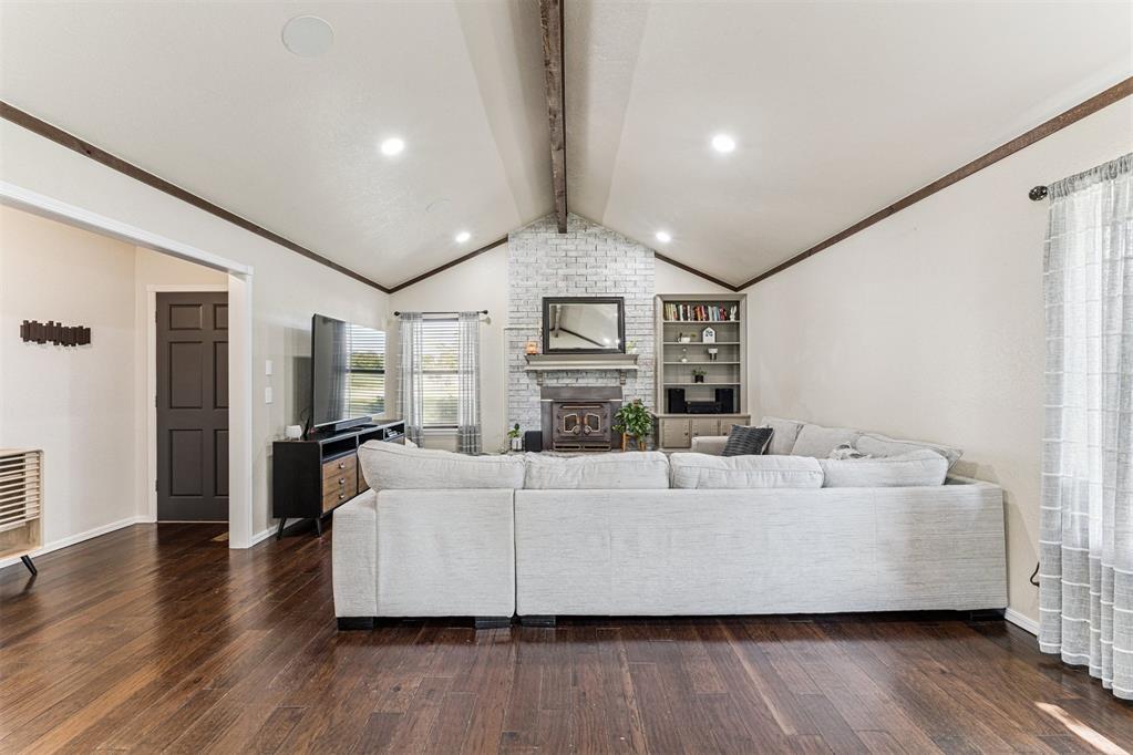 15996 Rolling Hills Road