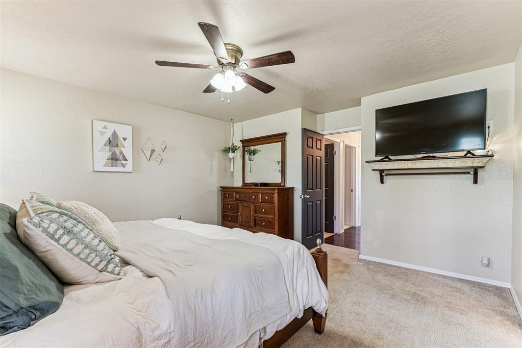 15996 Rolling Hills Road