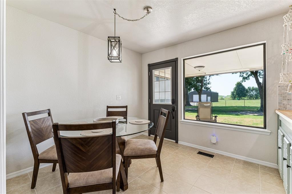 15996 Rolling Hills Road