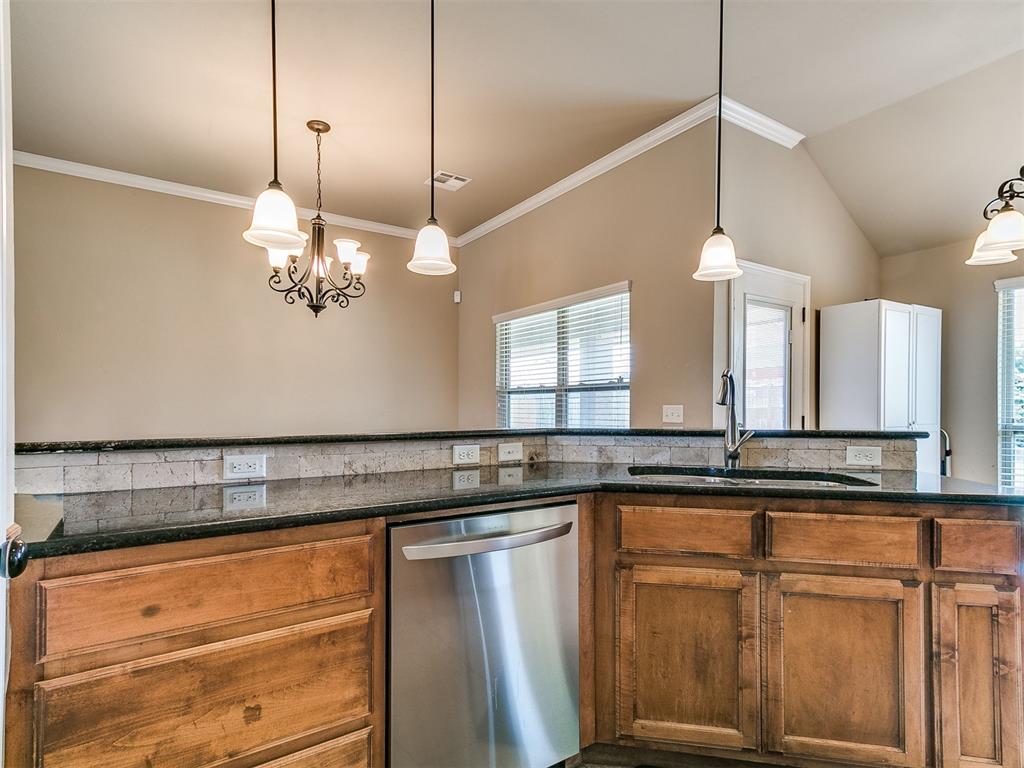 913 Laurel Creek Drive