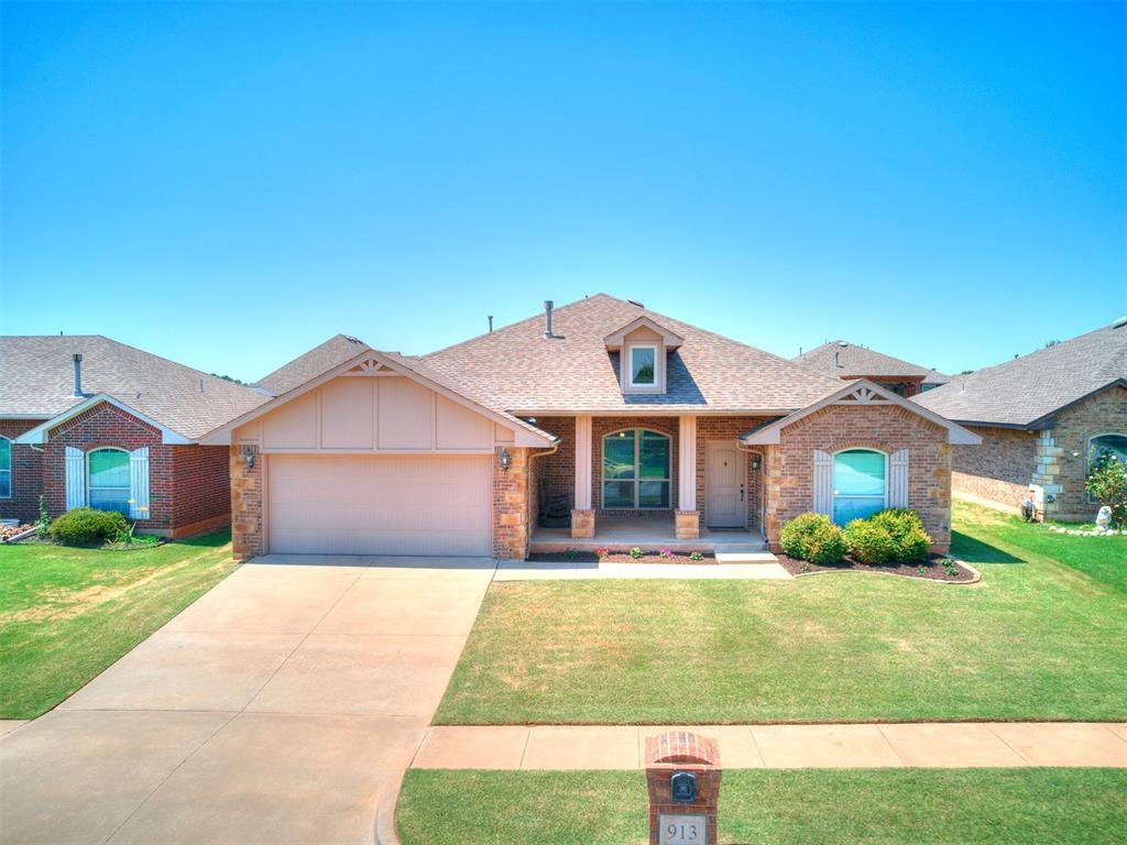 913 Laurel Creek Drive