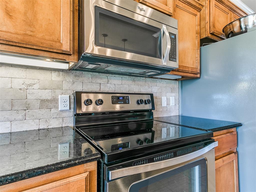 913 Laurel Creek Drive