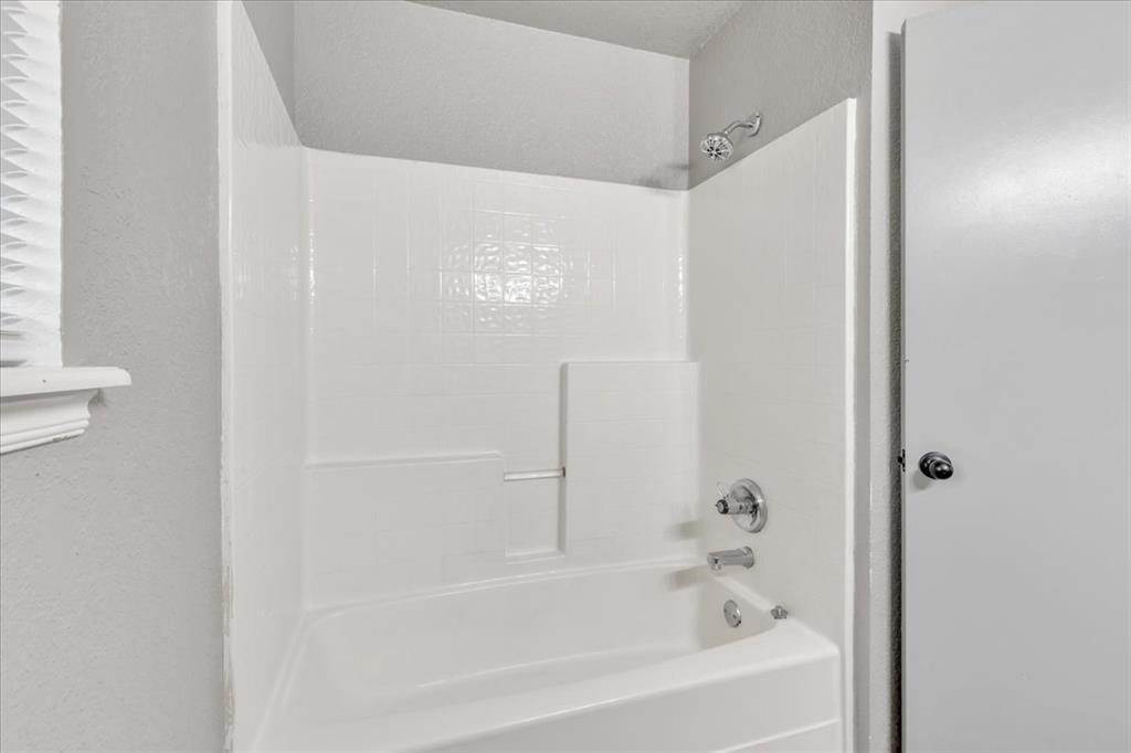 617 W Golden Eagle Drive