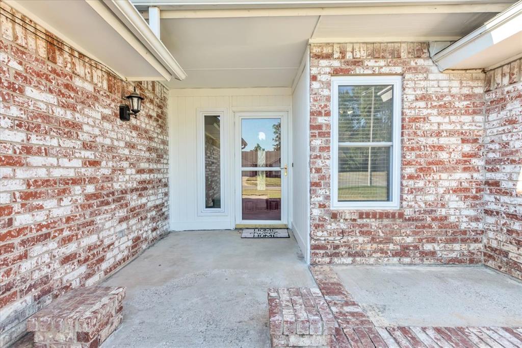 617 W Golden Eagle Drive