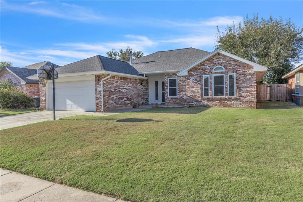 617 W Golden Eagle Drive