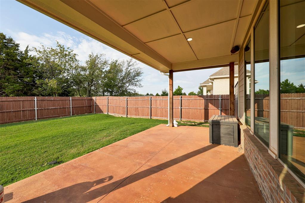 1736 W Zachary Way