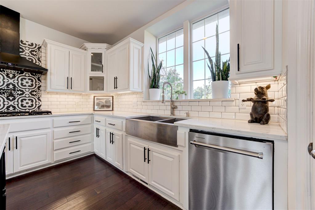 4600 Caliburn Parkway