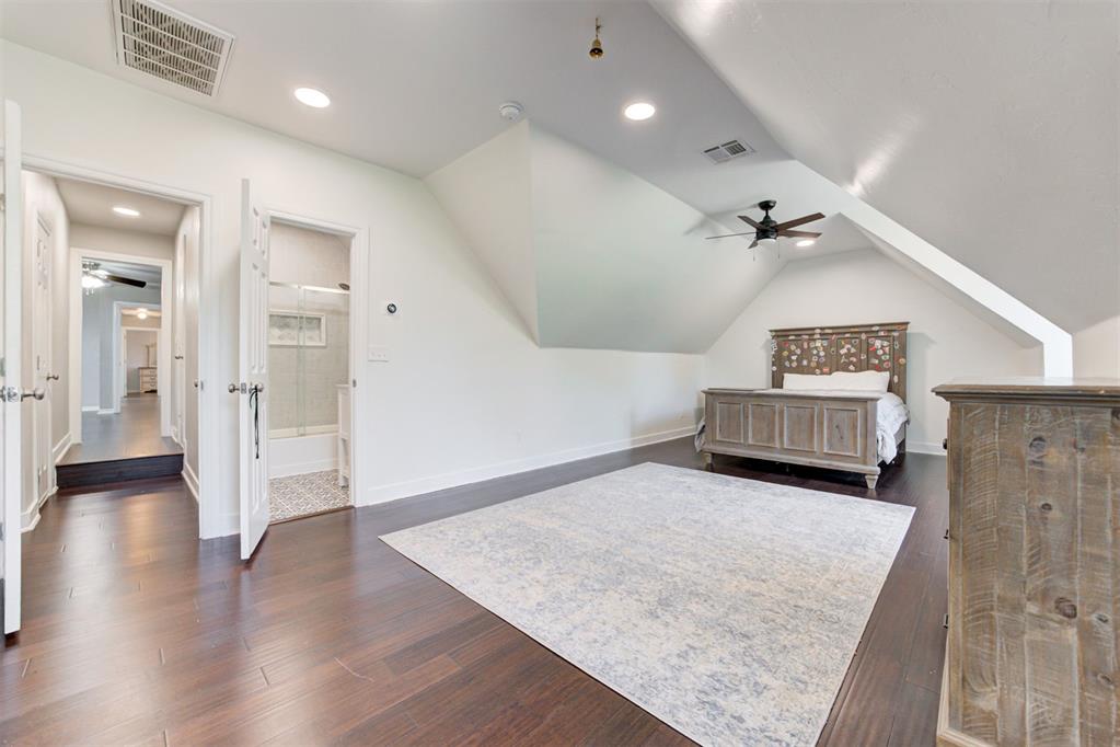 4600 Caliburn Parkway