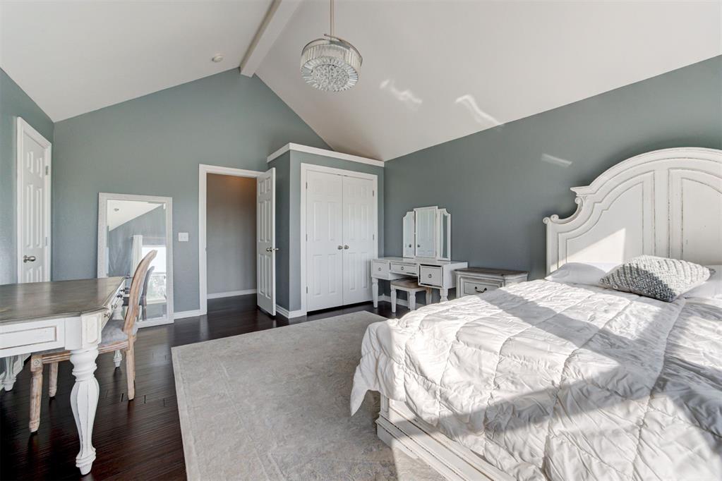 4600 Caliburn Parkway