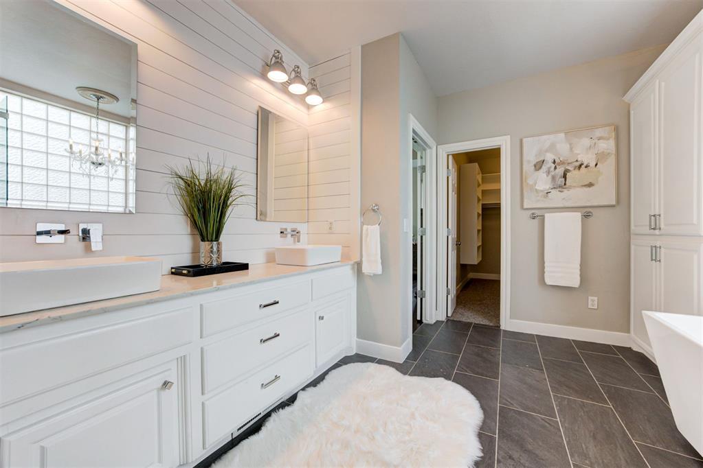 4600 Caliburn Parkway