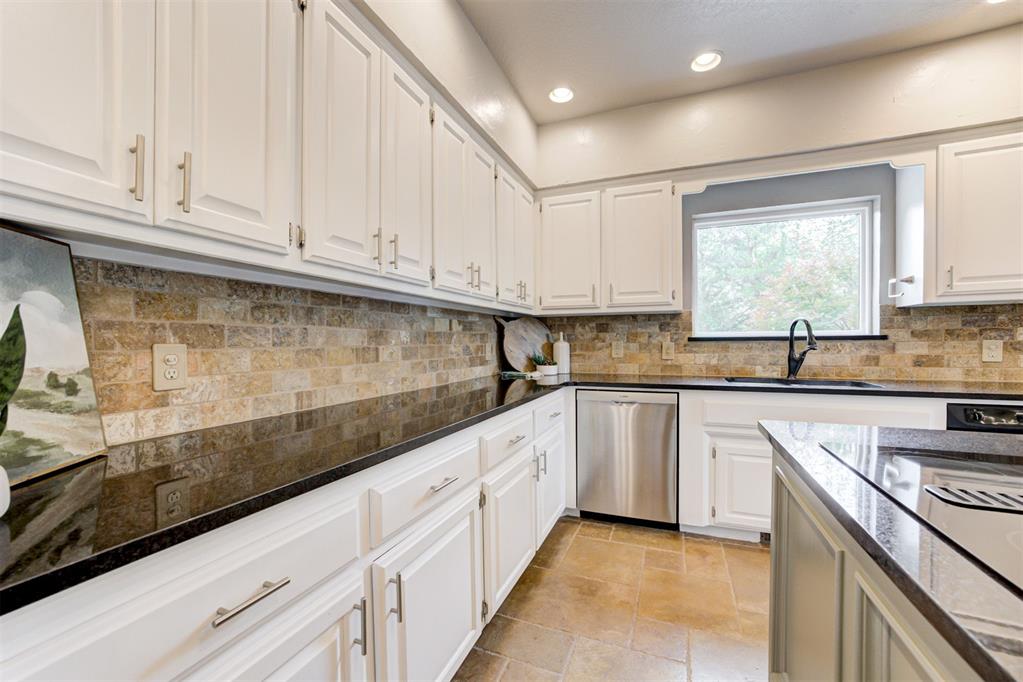 11204 Cedar Ridge Road