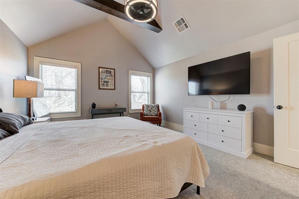 11124 Fairways Avenue