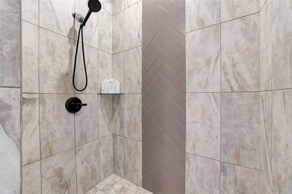 11124 Fairways Avenue