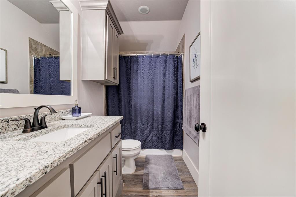 11124 Fairways Avenue