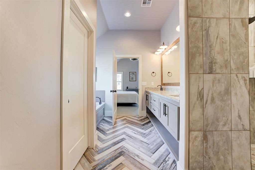 11124 Fairways Avenue