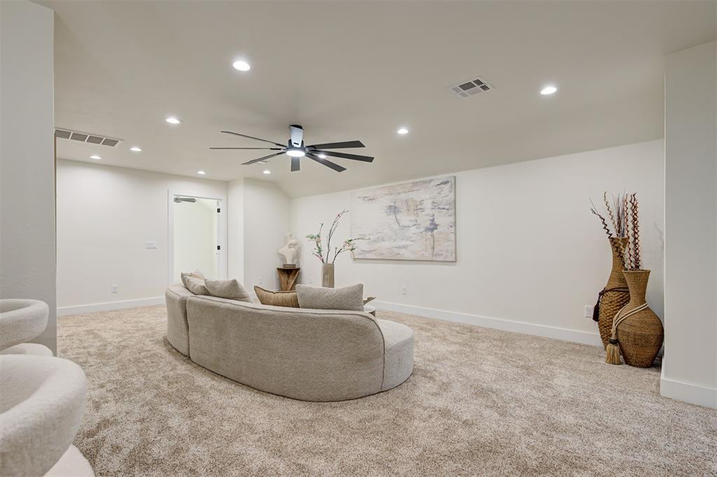 7331 NE Hawk Drive