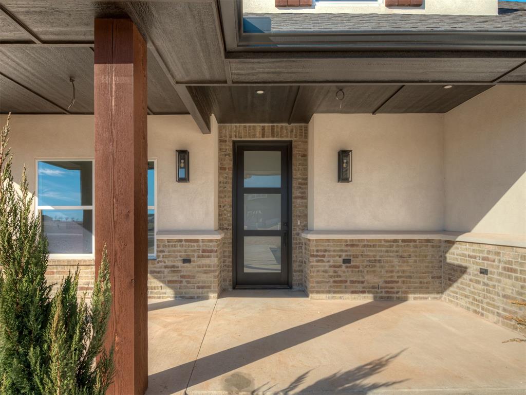 7331 NE Hawk Drive