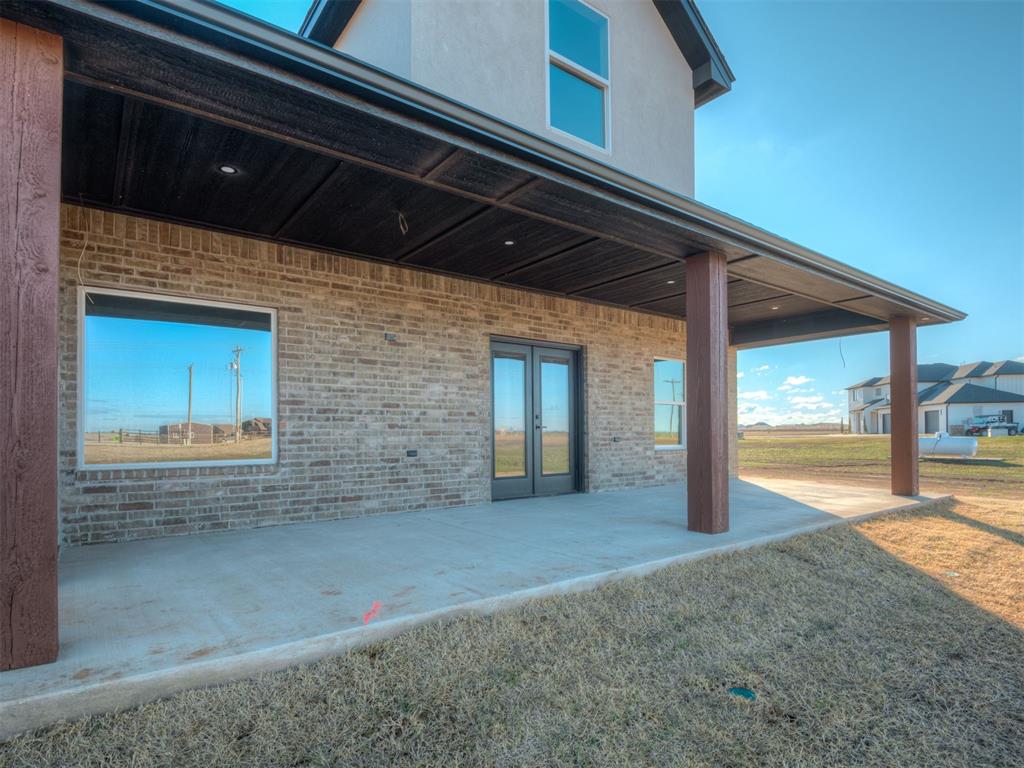 7331 NE Hawk Drive