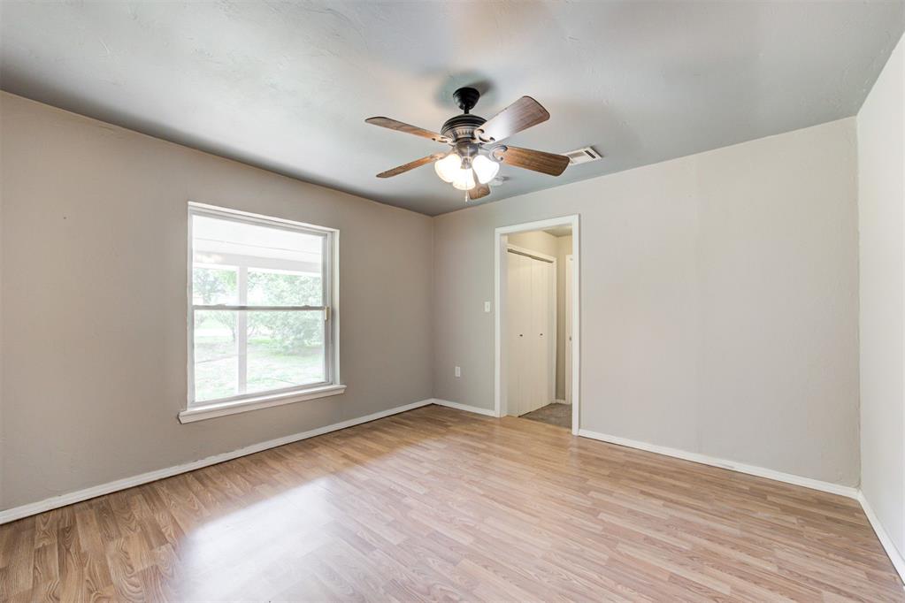 7024 S Kleiner Avenue