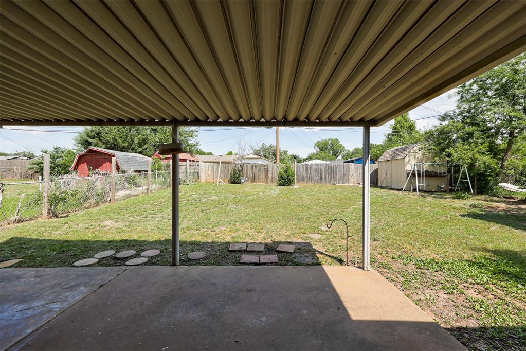 2537 SW 66th Street