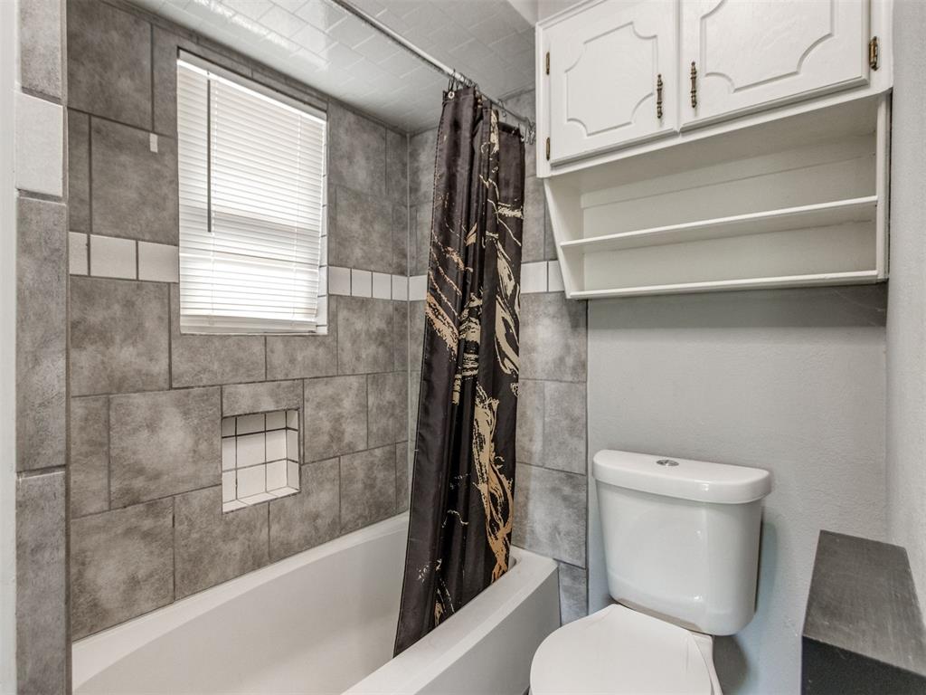 2717 Rolling Hills Terrace