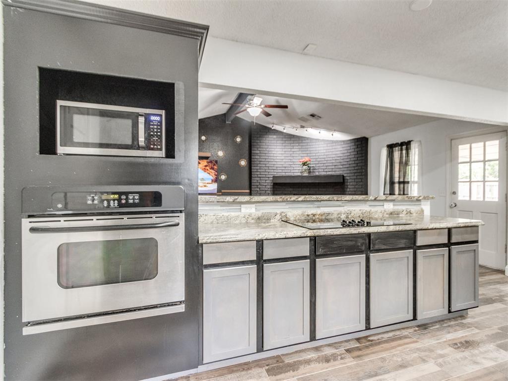 2717 Rolling Hills Terrace