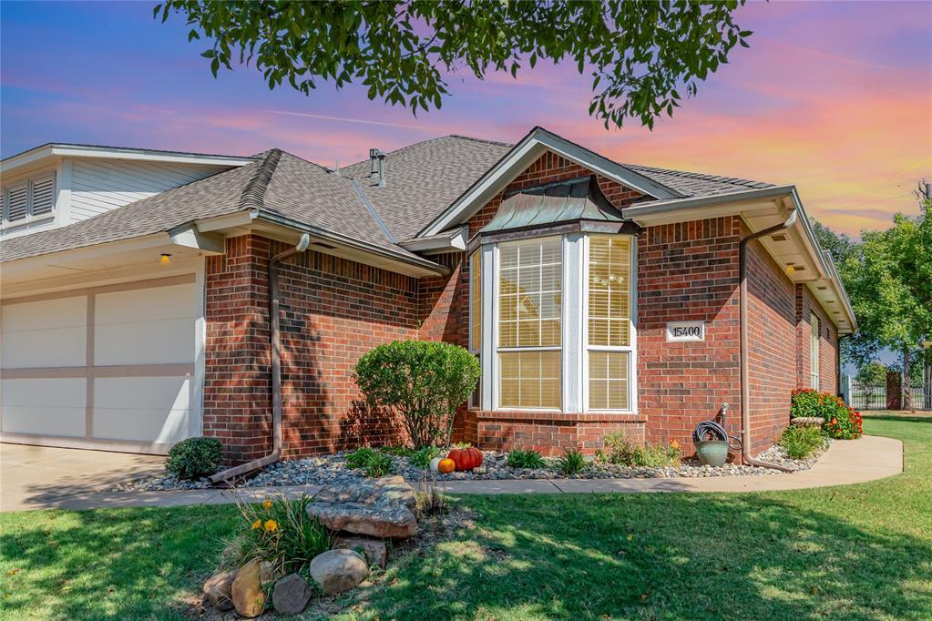 15400 Monarch Lane