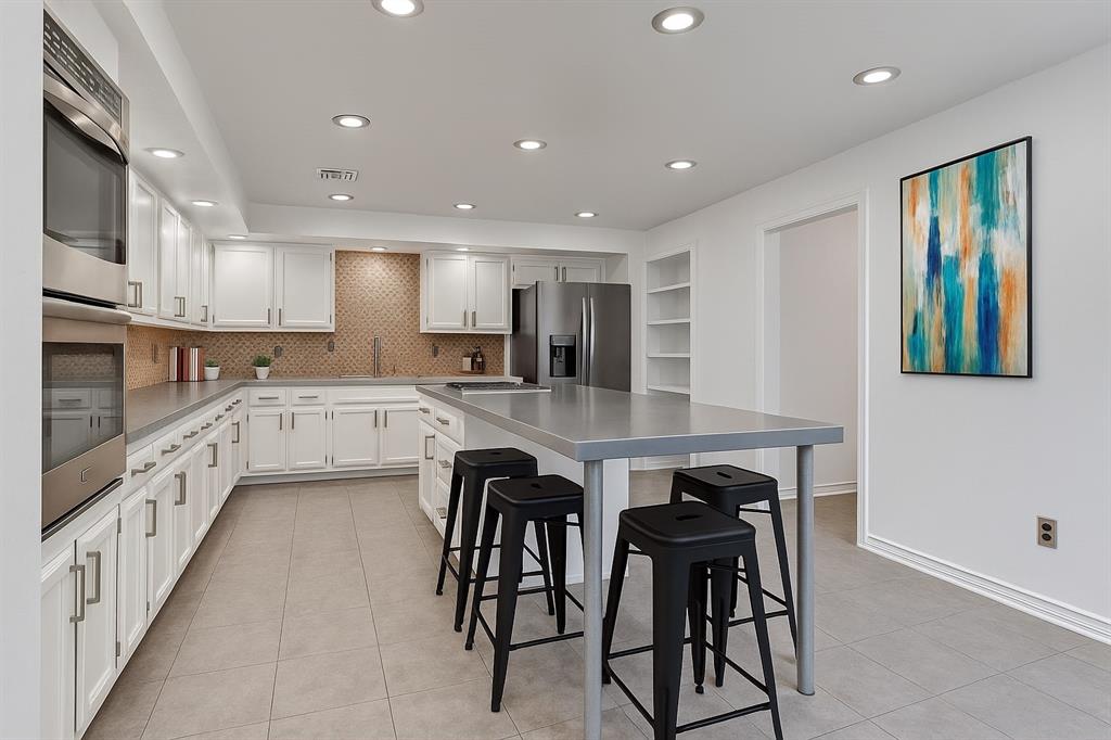 7400 Aurelia Road