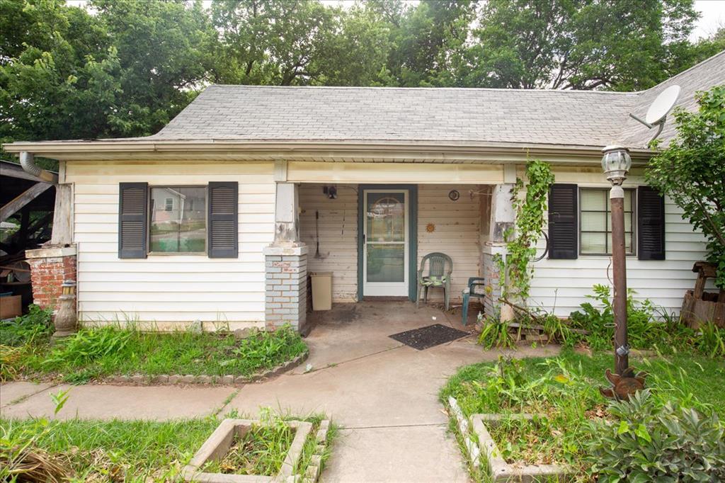 114 N 6th Street