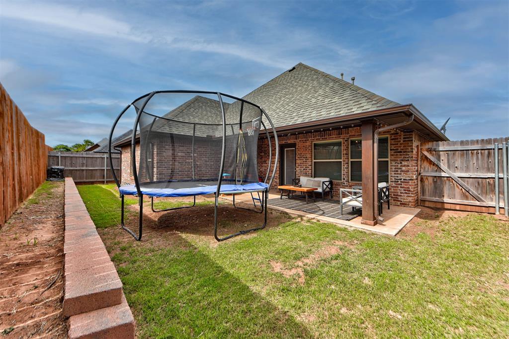 1211 Crimson Creek Circle