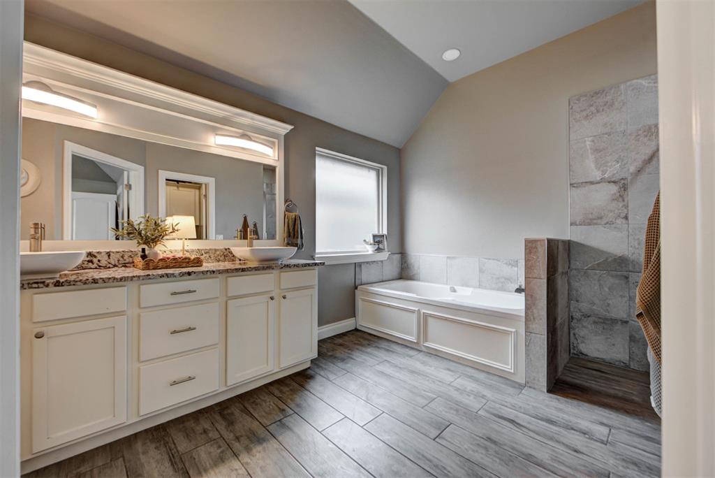 1211 Crimson Creek Circle