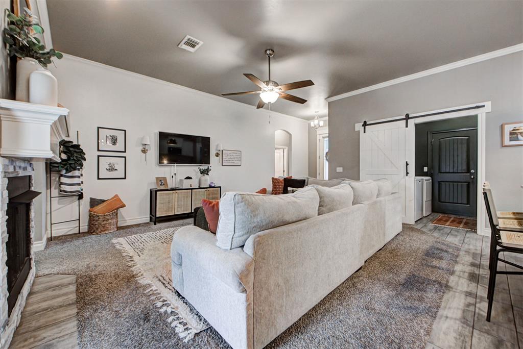 1211 Crimson Creek Circle