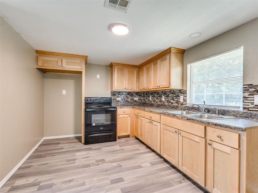 10820 NE 48th Street